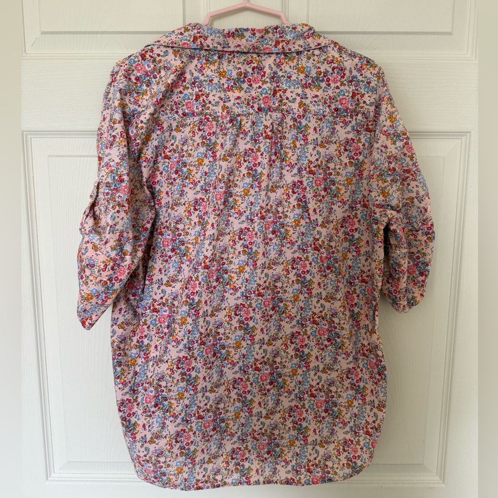 Cathy Daniels Pink Floral Roll-Tab Button Shirt - Picture 2 of 4